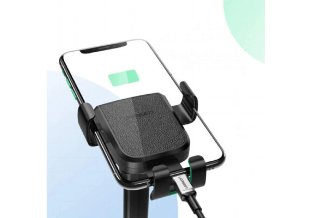 UGREEN LP200 gravity car phone holder with strong suction mount for dashboard use